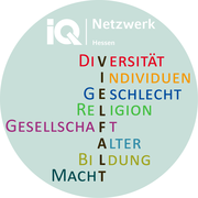 Dimensionen von Vielfalt - Das IQ Netzwerk Hessen zeigt Flagge für Vielfalt. 